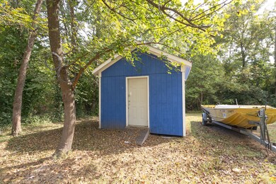 812 N Moulton St, Moberly, MO 65270 - photo 4