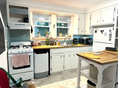 327 Lafayette St unit 3, Salem, MA 01970 - photo 4