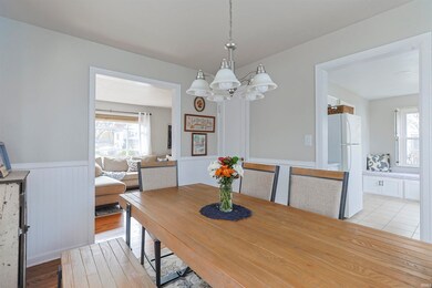 910 W Lawrence St, Mishawaka, IN 46545 - photo 7