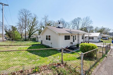 101 Townsend Rd, Oak Ridge, TN 37830 - photo 2