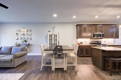 5904 Woodruff View Dr, Brighton, MI 48116 - photo 7