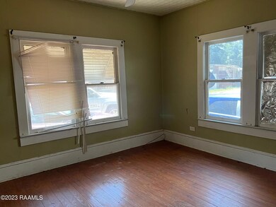 706 Lanza Ln, New Iberia, LA 70560 - photo 2