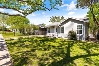 444 Bales St, Cleburne, TX 76033 - photo 3