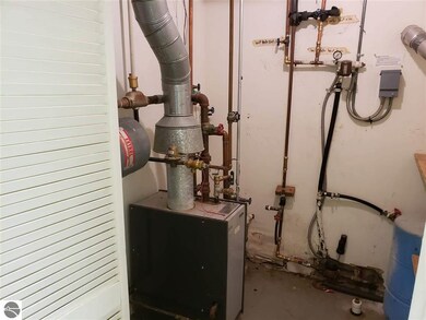 1023 S 10th St, Au Gres, MI 48703 - photo 6