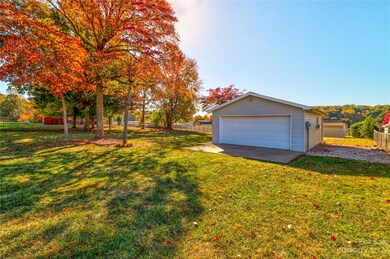 207 Antler Dr, Statesville, NC 28625 - photo 2