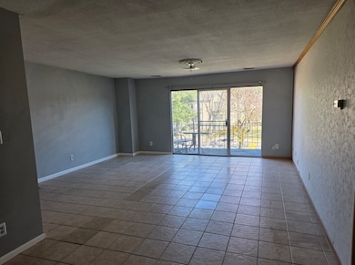 116 Oak Ln unit 12, Brockton, MA 02301 - photo 3