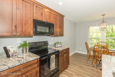 5900 Shepherd Crossing Dr, Louisville, KY 40219 - photo 6