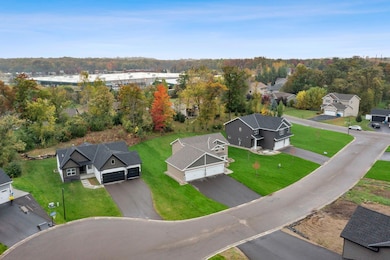 Private Cul-de-sac lot