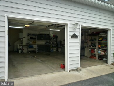 427 Anderson Rd, Basye, VA 22810 - photo 4