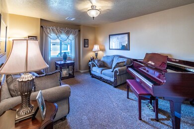 348 E Desert Rose Way, Ivins, UT 84738 - photo 7