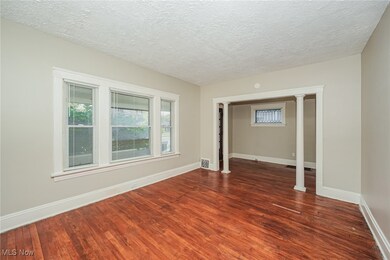 1556 Dille Rd, Euclid, OH 44117 - photo 4