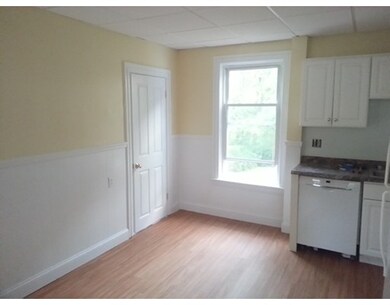 186 School St unit 1, Franklin, MA 02038 - photo 5