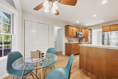 121 W Wakefield Blvd, Winsted, CT 06098 - photo 6