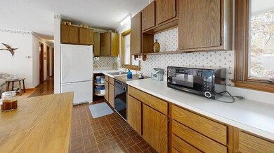 20-Pequod-Lane-Kitchen(1)