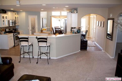 Open Kitchen to Family Room