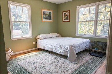 Upper Level Bedroom 1