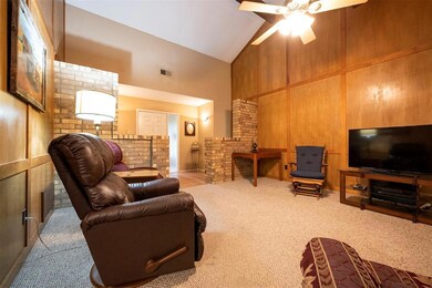 104 Camelot Dr, Weatherford, TX 76086 - photo 5