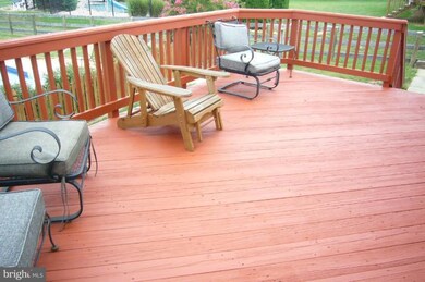 3331 Yorkshire Ct, Adamstown, MD 21710 - photo 4