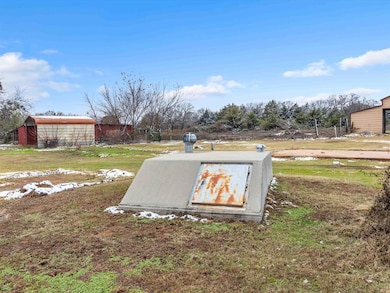 108 N Hurst Ln, Tecumseh, OK 74873 - photo 7