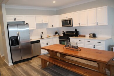 140A Woodland Loop unit 140A, Lincoln, NH 03251 - photo 2