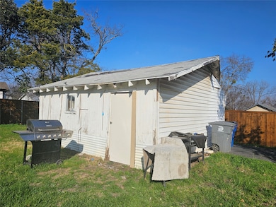 2117 Areba St, Dallas, TX 75203 - photo 3