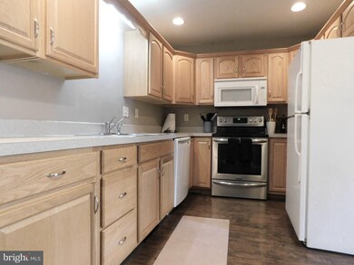 4506 Scotland Main St, Chambersburg, PA 17202 - photo 4