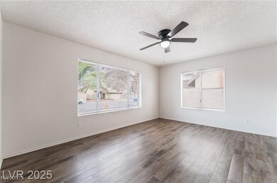 7285 Bridgeview Ave, Las Vegas, NV 89147 - photo 6