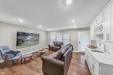 8244 Bostic Dr, Fishers, IN 46038 - photo 6