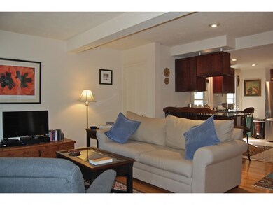 7282 State St, Portsmouth, NH 03801 - photo 4