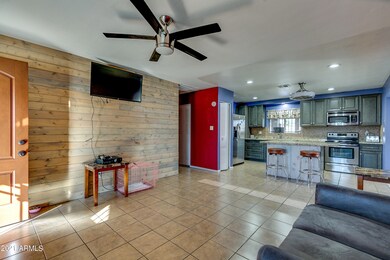 5546 W La Reata Ave unit 2, Phoenix, AZ 85035 - photo 7