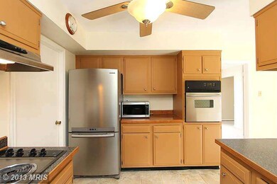 3904 York Ln, Bowie, MD 20715 - photo 3