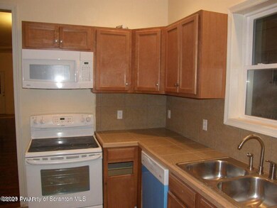 805 Quincy Ave unit 807, Scranton, PA 18510 - photo 3