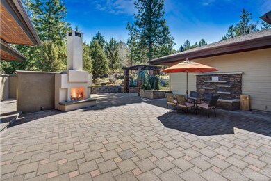 3240 NW Horizon Dr, Bend, OR 97701 - photo 4