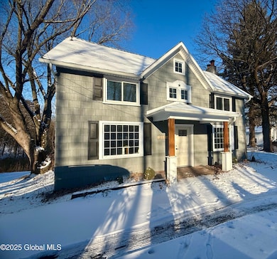 3504 rosendale rd 6