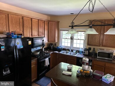 2215 Arctic Fox Dr, Bowie, MD 20721 - photo 3