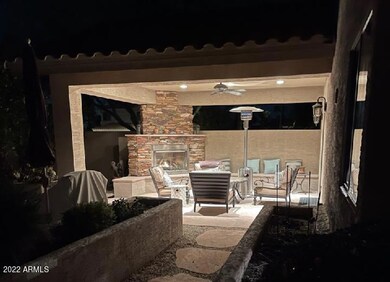 GREAT HANG-OUT PLACE AT NIGHT