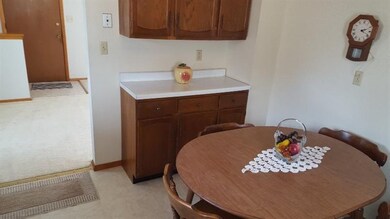 9401 Forrest Dr, Highland, IN 46322 - photo 7