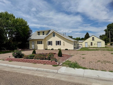 710 E 12th St, Goodland, KS 67735 - photo 2