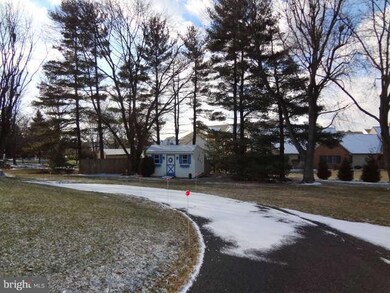 2413 Scotland Rd, Chambersburg, PA 17201 - photo 3