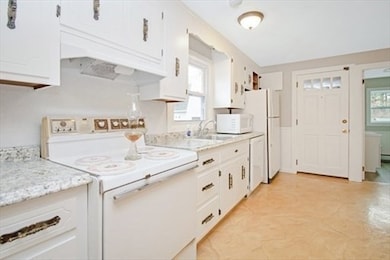 1307 Burnett Rd, Chicopee, MA 01020 - photo 4