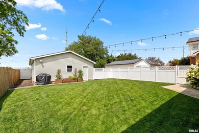 527 N Main St, Morton, IL 61550 - photo 4