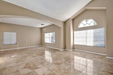 Living & Additional Room