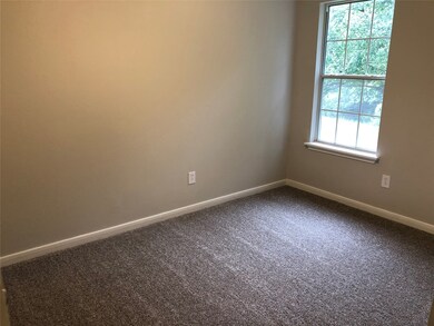 1111 Summit Dr, Tomball, TX 77375 - photo 5