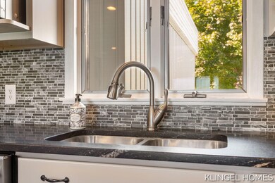 40-web-or-mls-17-sherman-ave