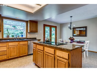 Kitchen-Cooking Island