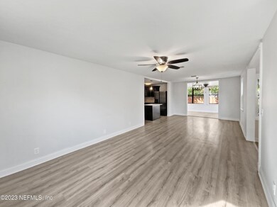 4727 Cedarwood Rd, Jacksonville, FL 32210 - photo 6