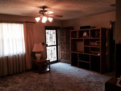 5556 Moret Dr E, Jacksonville, FL 32244 - photo 4