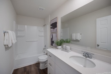 4133 Bermuda Ln, Seguin, TX 78155 - photo 2