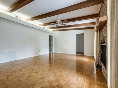 5530 Redstart St, Houston, TX 77096 - photo 2