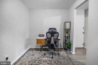 114 Duvall Ln unit 203, Gaithersburg, MD 20877 - photo 6